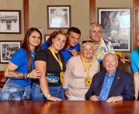 Rex Maughan a Forever Living Products alapító elnökével